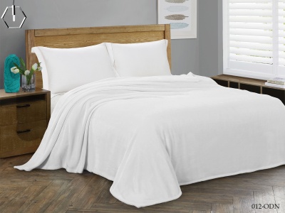 Плед Cleo "Virginia" велсофт полуторный 150*200 (150/012-ODN, Однотонное, Белый) Плед Cleo "Virginia" велсофт полуторный 150*200 (150/012-ODN, Однотонное, Белый)