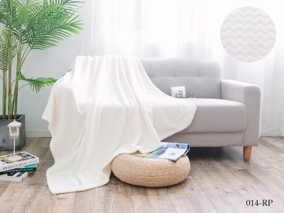 Плед CL HOME "Royal plush" велсофт полуторный 150*200 (CH150/014-RP, Зигзаг, Белый) Плед CL HOME "Royal plush" велсофт полуторный 150*200 (CH150/014-RP, Зигзаг, Белый)