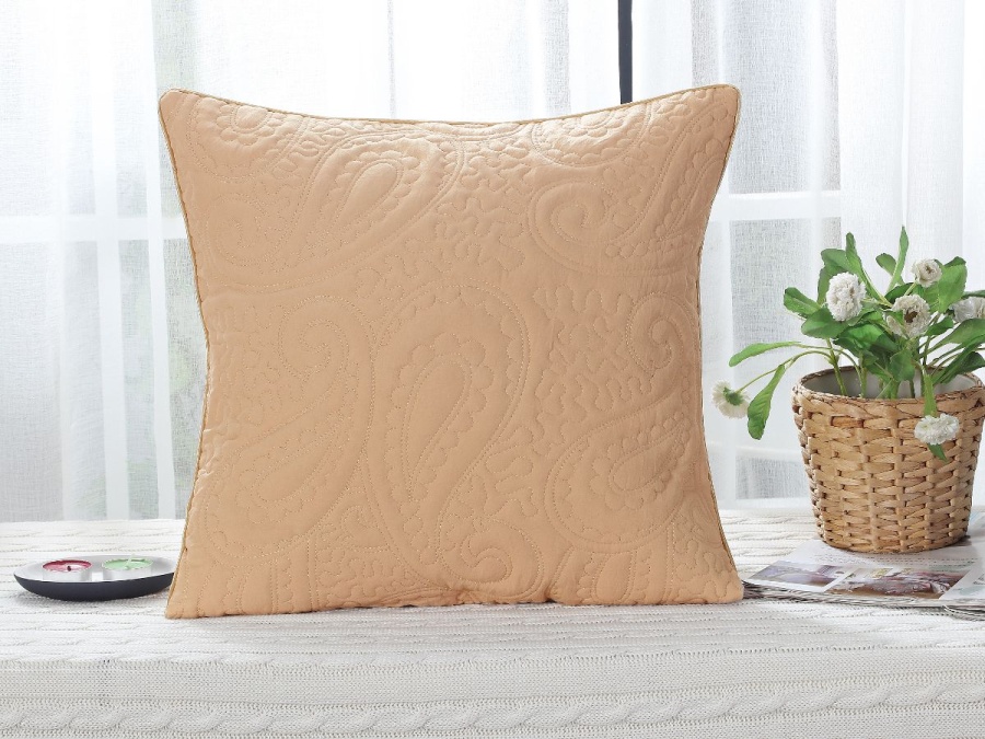 Наволочка "Cleo" Andora 010-AD