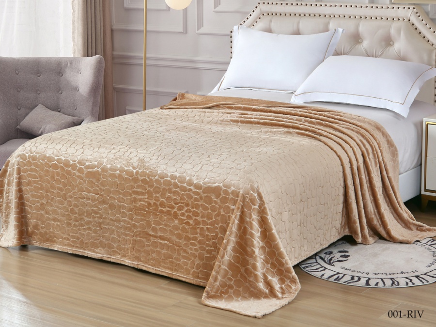 Плед Cleo "Riviera" велсофт полуторный 150*200 (150/001-RIV, Однотонное, Коричневый) Плед Cleo "Riviera" велсофт полуторный 150*200 (150/001-RIV, Однотонное, Коричневый)