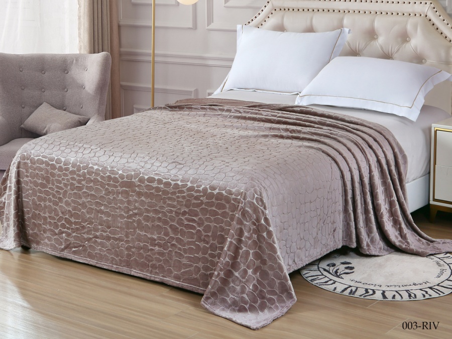 Плед Cleo "Riviera" велсофт полуторный 150*200 (150/003-RIV, Однотонное, Коричневый) Плед Cleo "Riviera" велсофт полуторный 150*200 (150/003-RIV, Однотонное, Коричневый)