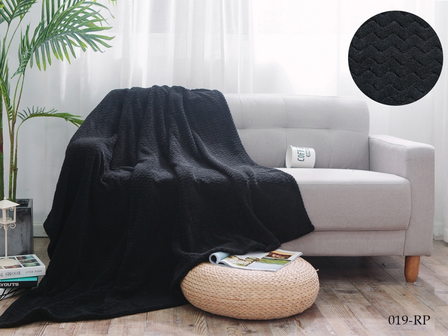 Плед Cleo "Royal plush" велсофт полуторный 150*200 (150/019-RP, Зигзаг, Черный) Плед Cleo "Royal plush" велсофт полуторный 150*200 (150/019-RP, Зигзаг, Черный)